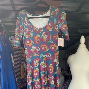 Small Lularoe Ana dress